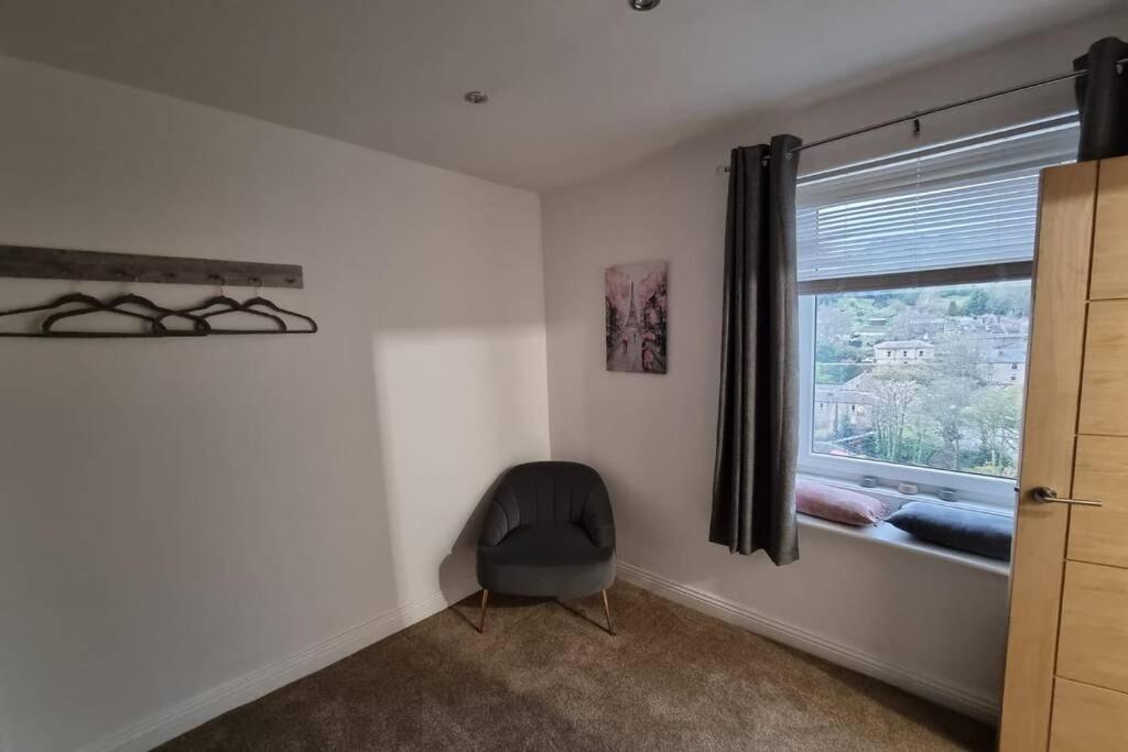 Crystal Cottage - 5 Min Walk From Holmfirth Town Centre Luaran gambar